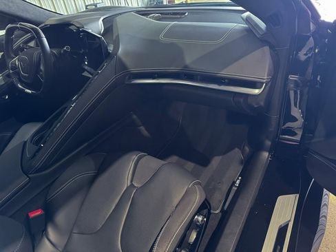 Used 2024 Chevrolet Corvette Z06 w/ Z07 Performance Package image 16