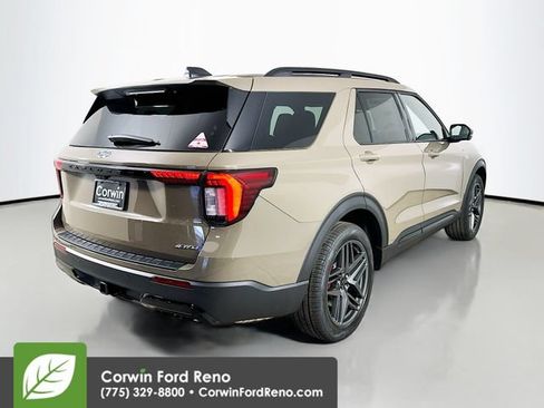 New 2026 Ford Explorer ST-Line w/ ST-Line Street Pack AWD/4WD image 7