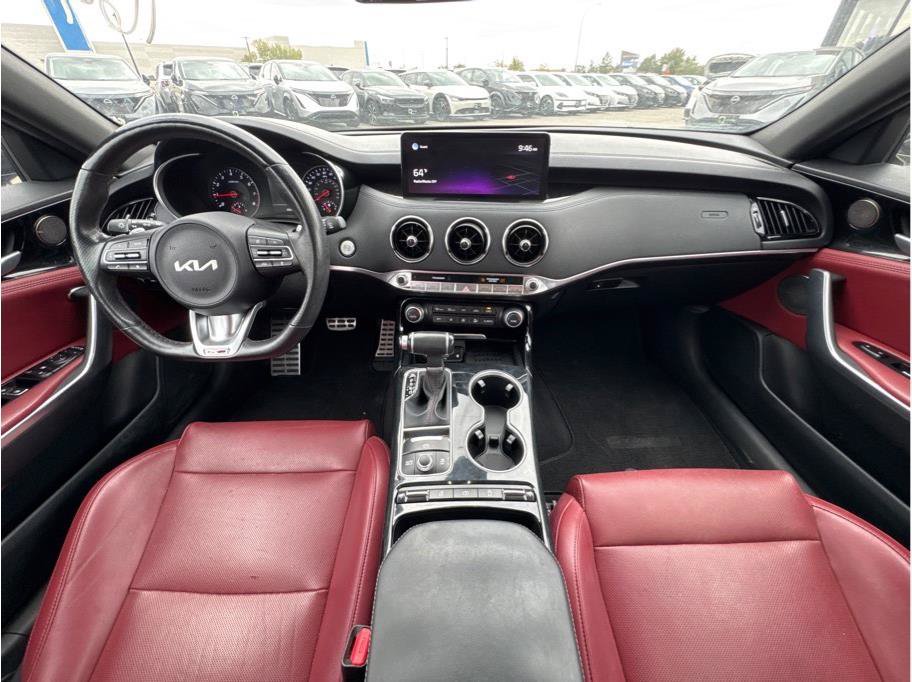 Used 2022 Kia Stinger GT-Line w/ Sun & Sound Package AWD/4WD image 4