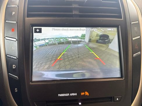 Used 2018 Lincoln MKC Reserve w/ Lincoln MKC Climate Package AWD/4WD image 22