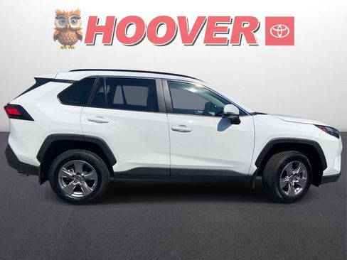 Used 2025 Toyota RAV4 XLE w/ Convenience Package FWD image 2