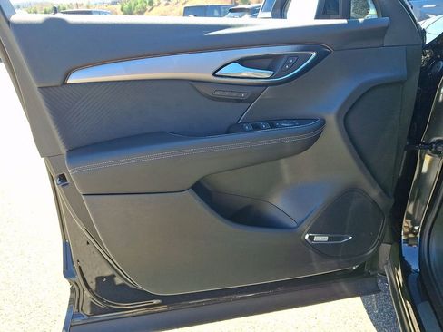 Used 2025 Buick Envision Sport Touring image 12