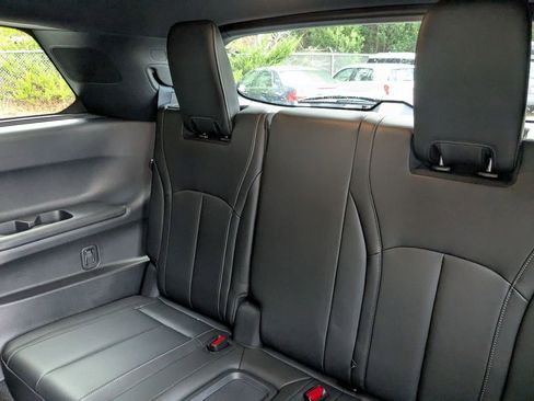 Used 2025 INFINITI QX60 Luxe w/ Black Edition image 27