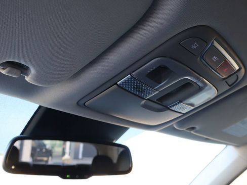 Used 2025 Kia Telluride EX w/ EX Captain's Chair Package FWD image 29