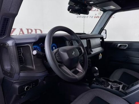 New 2025 Ford Bronco 4-Door image 10