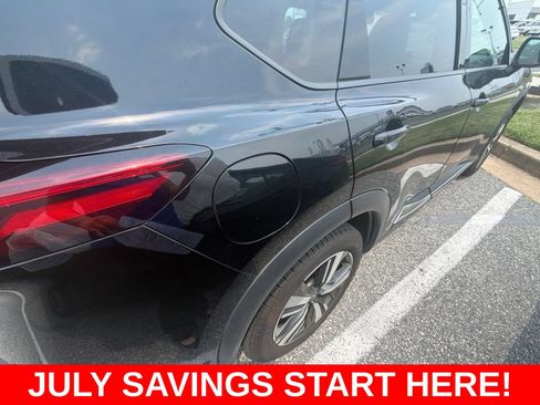 Used 2023 Nissan Rogue SL w/ SL Premium Package AWD/4WD image 13