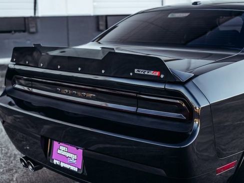 Used 2008 Dodge Challenger SRT8 image 32