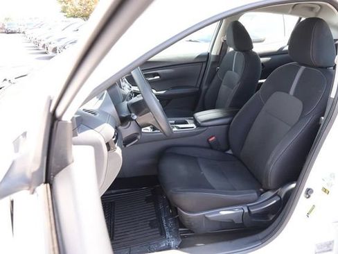 Certified 2024 Nissan Sentra SV FWD image 8