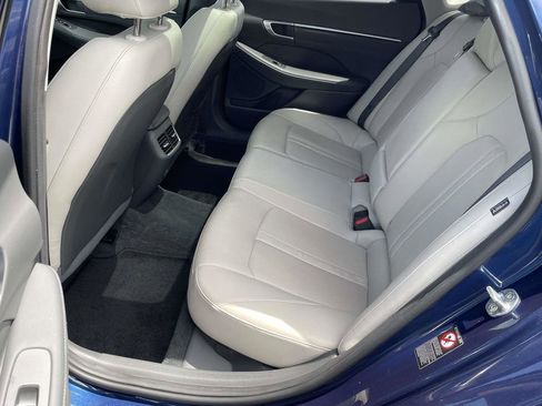 Used 2022 Hyundai Sonata Limited FWD image 10