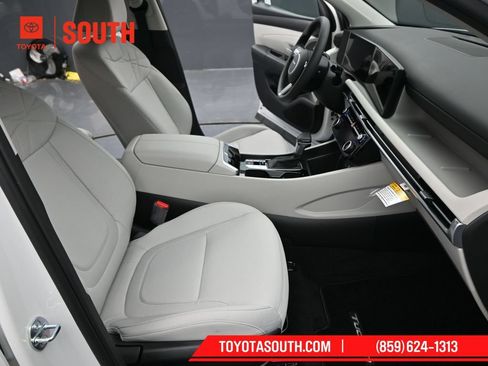 Used 2025 Hyundai Tucson SEL FWD image 26