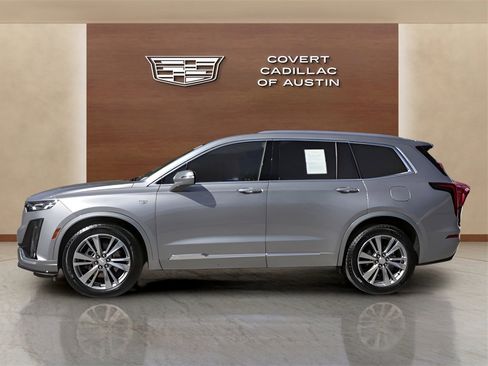 Certified 2025 Cadillac XT6 Premium Luxury image 2