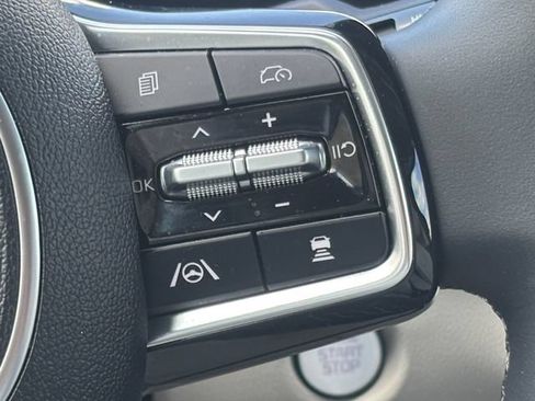 Used 2025 Kia Sorento EX FWD image 15