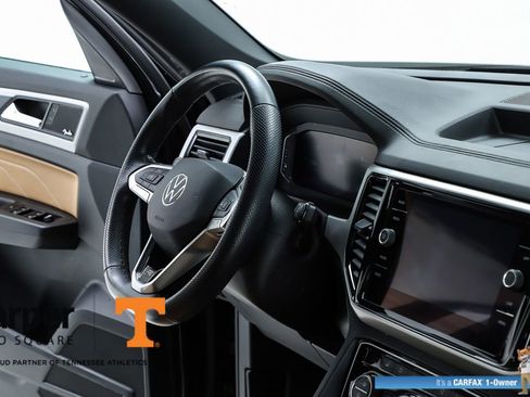 Used 2022 Volkswagen Atlas Cross Sport SEL Premium R-Line image 74