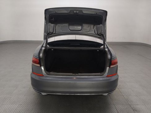 Used 2022 Volkswagen Passat 2.0T FWD image 29
