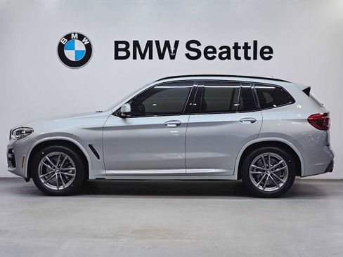 Used 2021 BMW X3 xDrive30i w/ Executive Package image 3