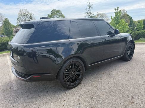 Used 2023 Land Rover Range Rover SE AWD/4WD image 5