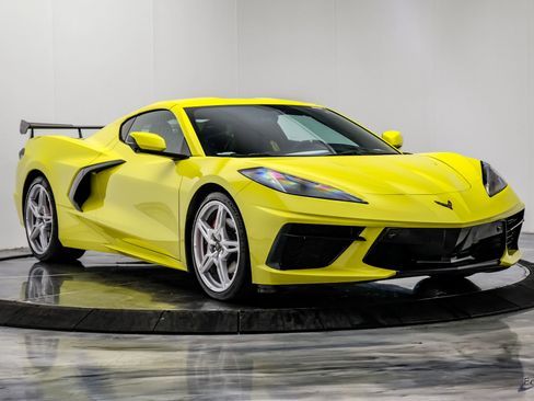 Used 2021 Chevrolet Corvette Stingray Premium Cpe w/ 3LT RWD image 31