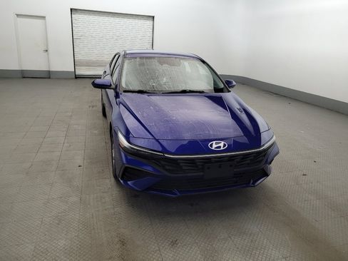Used 2024 Hyundai Elantra SEL FWD image 14