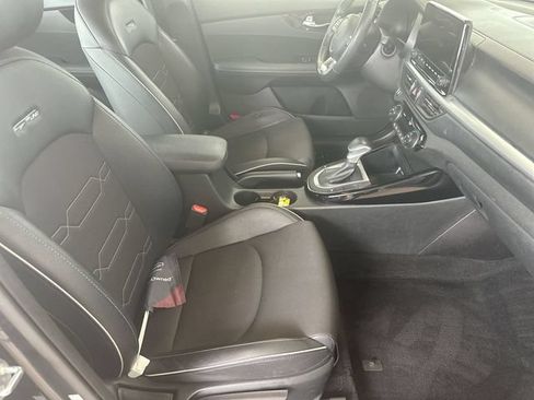 Certified 2022 Kia Forte GT-Line FWD image 27