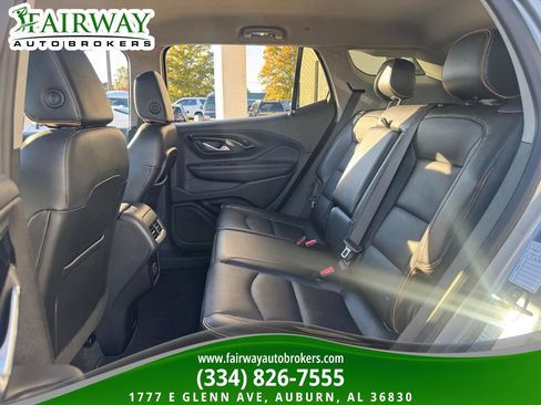 Used 2023 GMC Terrain AT4 image 11