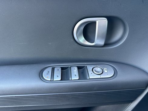 Used 2024 Hyundai Ioniq 5 SEL RWD image 11