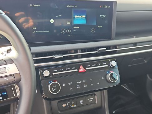 Certified 2025 Hyundai Tucson SEL image 17