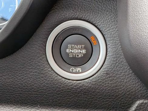 Used 2020 RAM 1500 Big Horn AWD/4WD image 30
