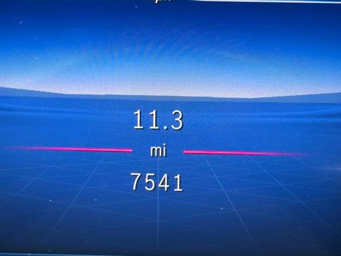 Used 2025 Mercedes-Benz GLC 300 GLC 300 image 6