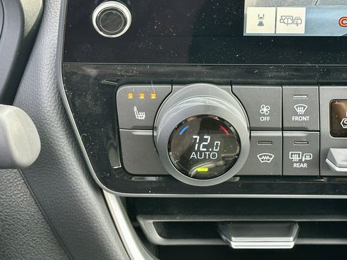 New 2026 Toyota Grand Highlander XLE image 28