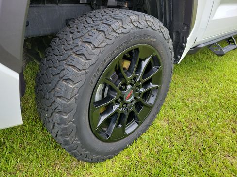 Used 2023 Toyota Tundra SR5 AWD/4WD image 26