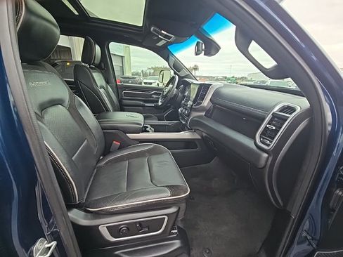 Used 2020 RAM 1500 Laramie w/ Sport Appearance Package AWD/4WD image 34