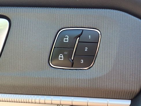 Certified 2025 Ford Explorer ST w/ Sun And Sound Package AWD/4WD image 23