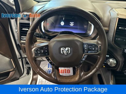 Used 2025 RAM 1500 Limited AWD/4WD image 18