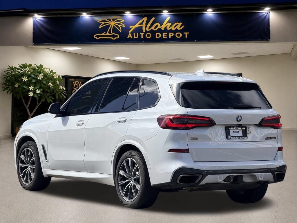 Used 2021 BMW X5 M50i w/ Executive Package AWD/4WD image 3