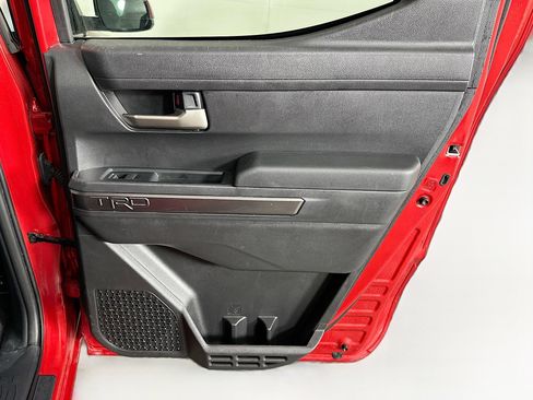 Used 2025 Toyota Tacoma TRD Off-Road image 29