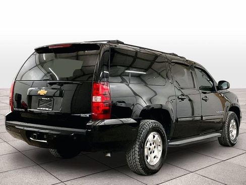 Used 2012 Chevrolet Suburban LT AWD/4WD image 12