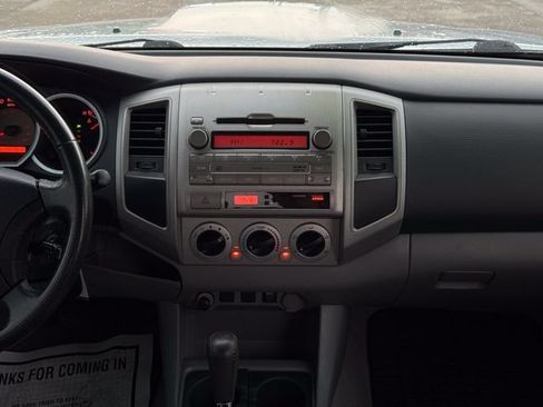 Used 2011 Toyota Tacoma PreRunner w/ TRD Sport Pkg RWD image 21