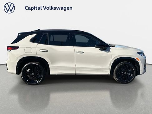 New 2026 Volkswagen Tiguan SE R-Line AWD/4WD image 4