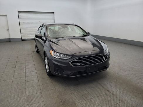 Used 2020 Ford Fusion SE FWD image 14
