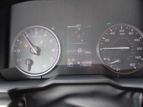 Used 2025 Subaru Outback Wilderness AWD/4WD image 10
