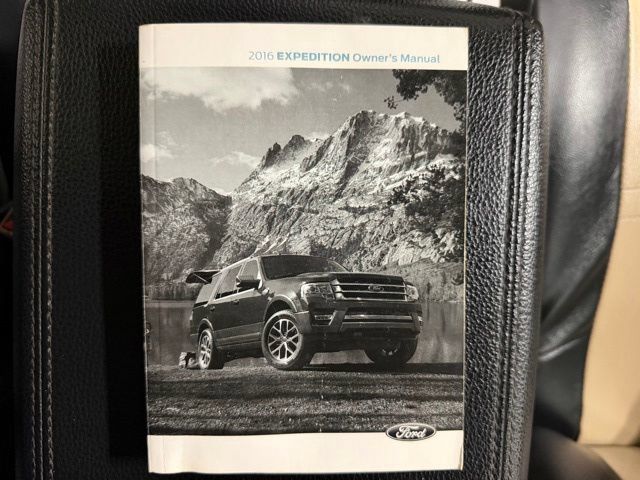 Used 2016 Ford Expedition XLT AWD/4WD image 46