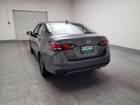 Used 2021 Nissan Versa SV FWD image 6