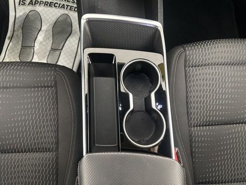 Used 2025 Chevrolet Equinox LT AWD/4WD image 18