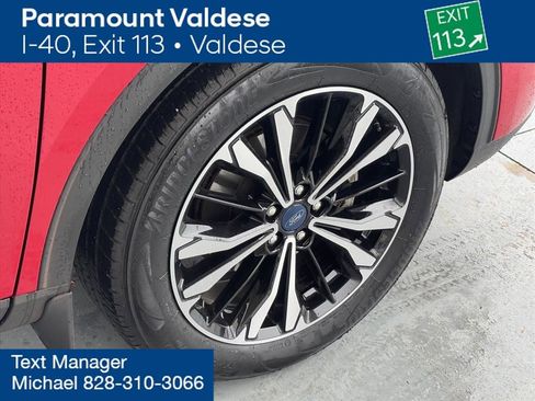 Used 2021 Ford Escape SE w/ SE Sport Appearance Package image 28