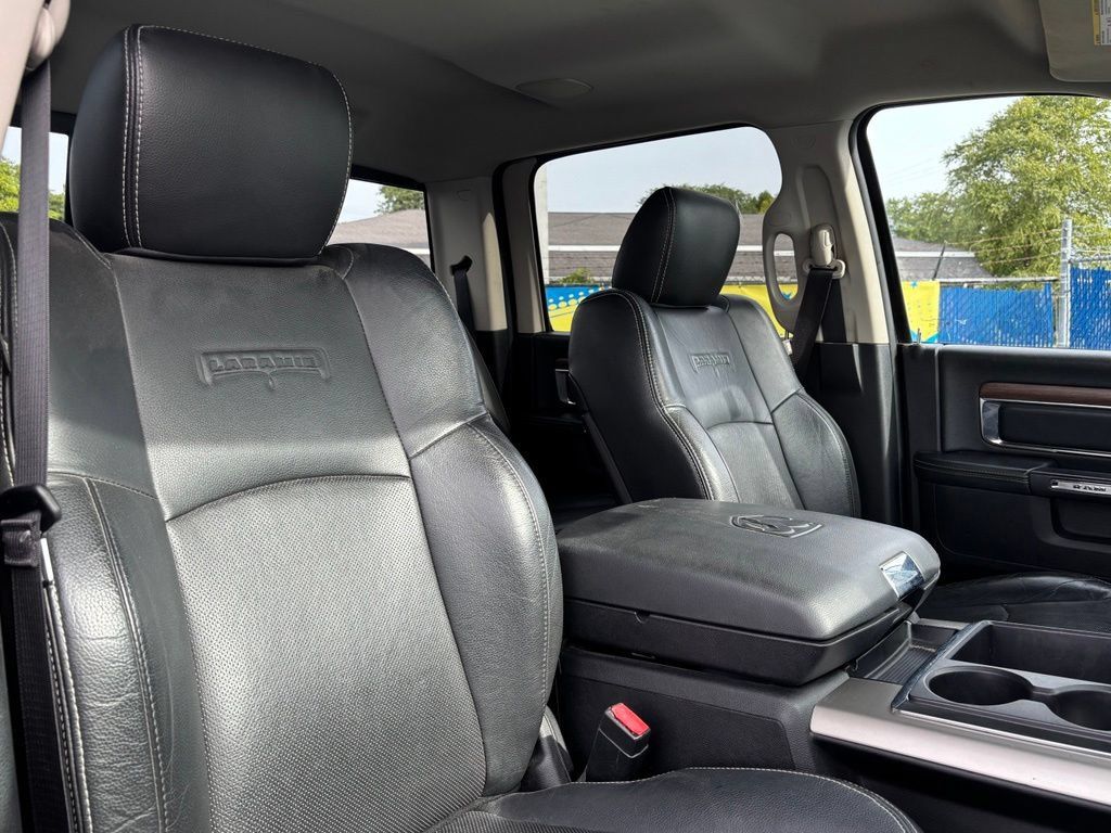 Used 2015 RAM 1500 Laramie AWD/4WD image 18