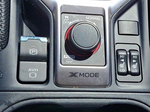 Certified 2024 Subaru Forester Premium AWD/4WD image 23