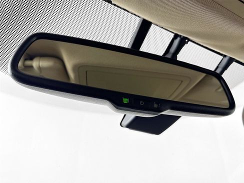 Used 2016 Toyota Highlander Limited image 22