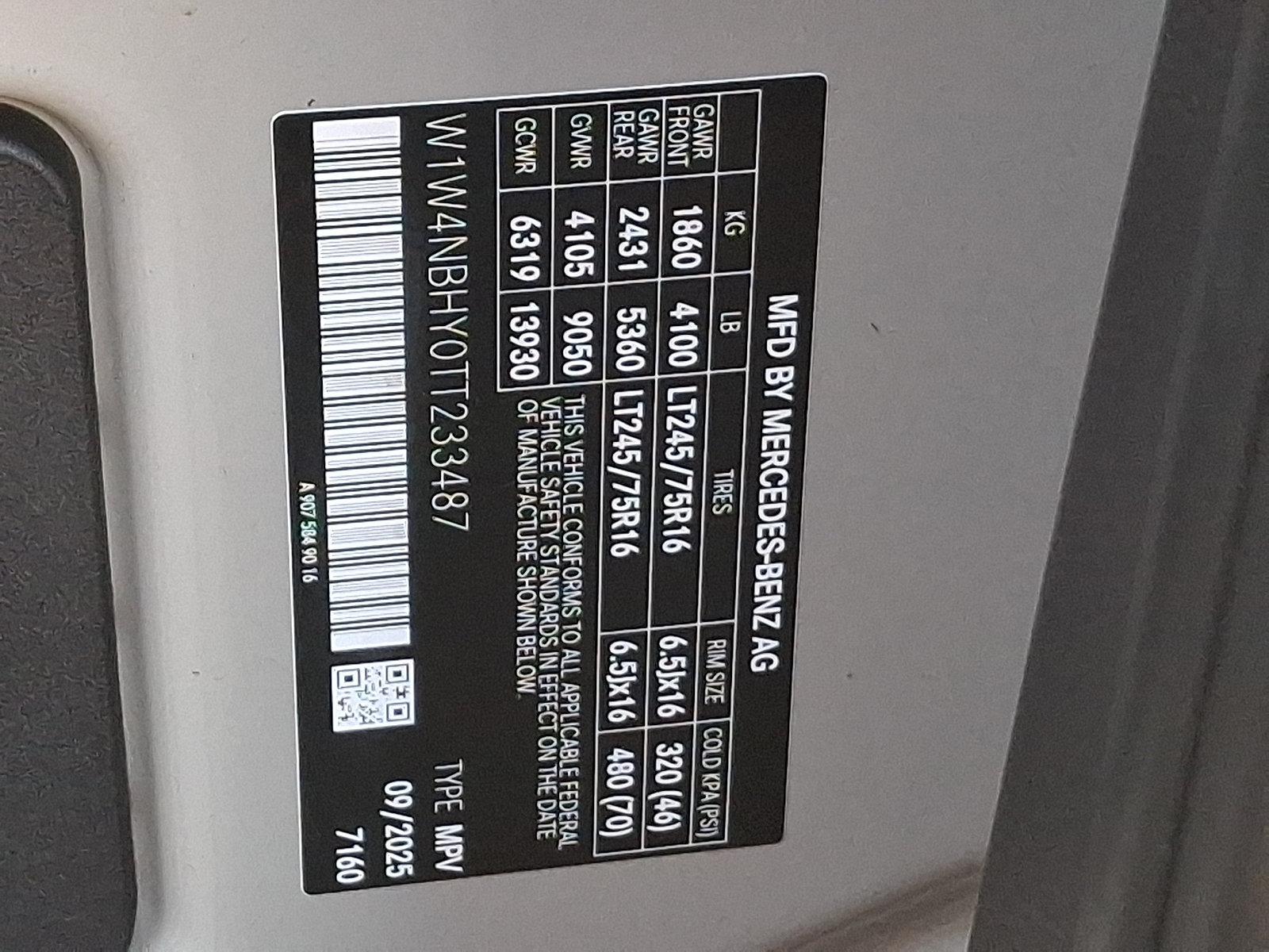 Used 2026 Mercedes-Benz Sprinter 2500 image 28