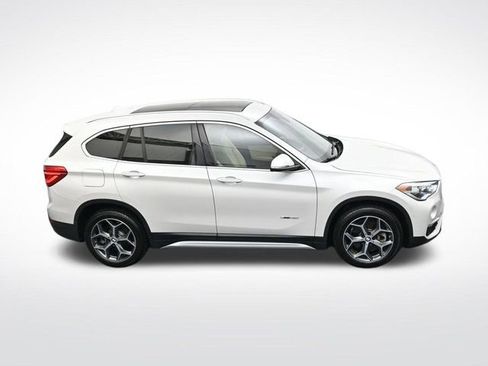 Used 2017 BMW X1 sDrive28i image 18