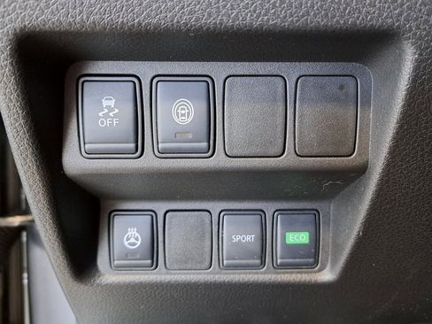 Used 2020 Nissan Rogue Sport SV w/ All-Weather Package image 13